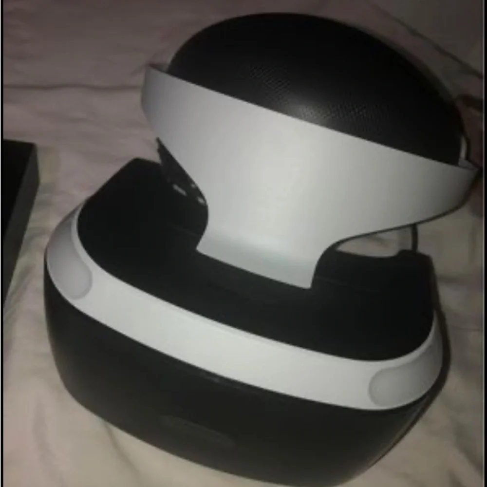 I am selling this PS VR, need it gone asap